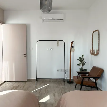 Bright With Cosy Terrace Apartman *