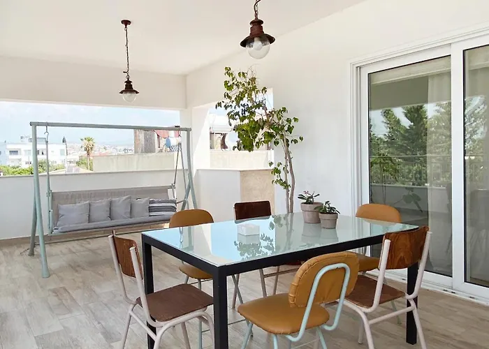 Appartamento Bright With Cosy Terrace Limisso