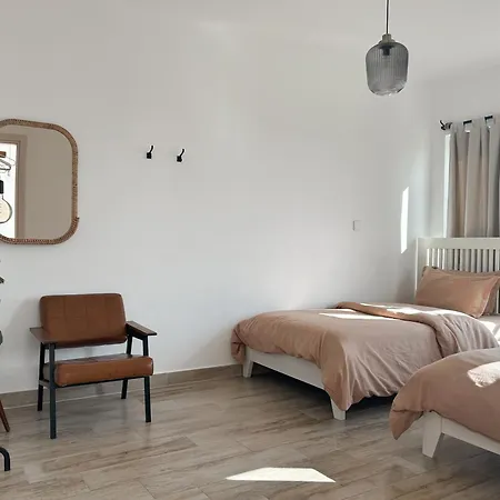 Bright With Cosy Terrace